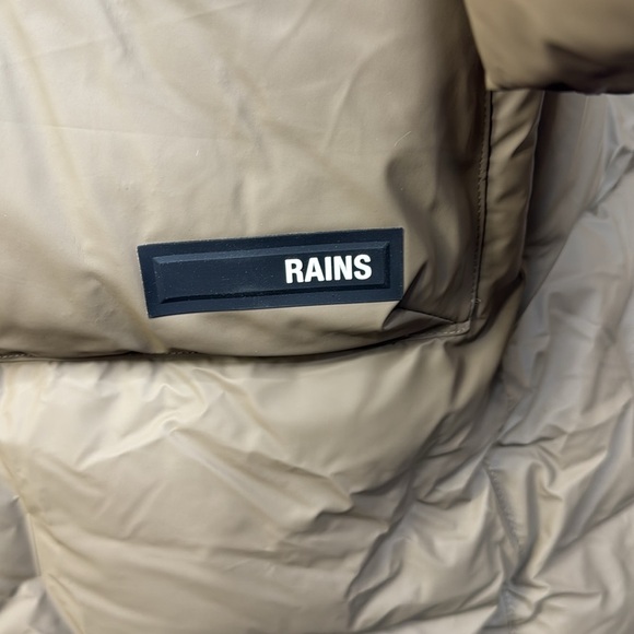 Rains Block Puffer Coat Color Wood Size Large - Picture 10 of 16